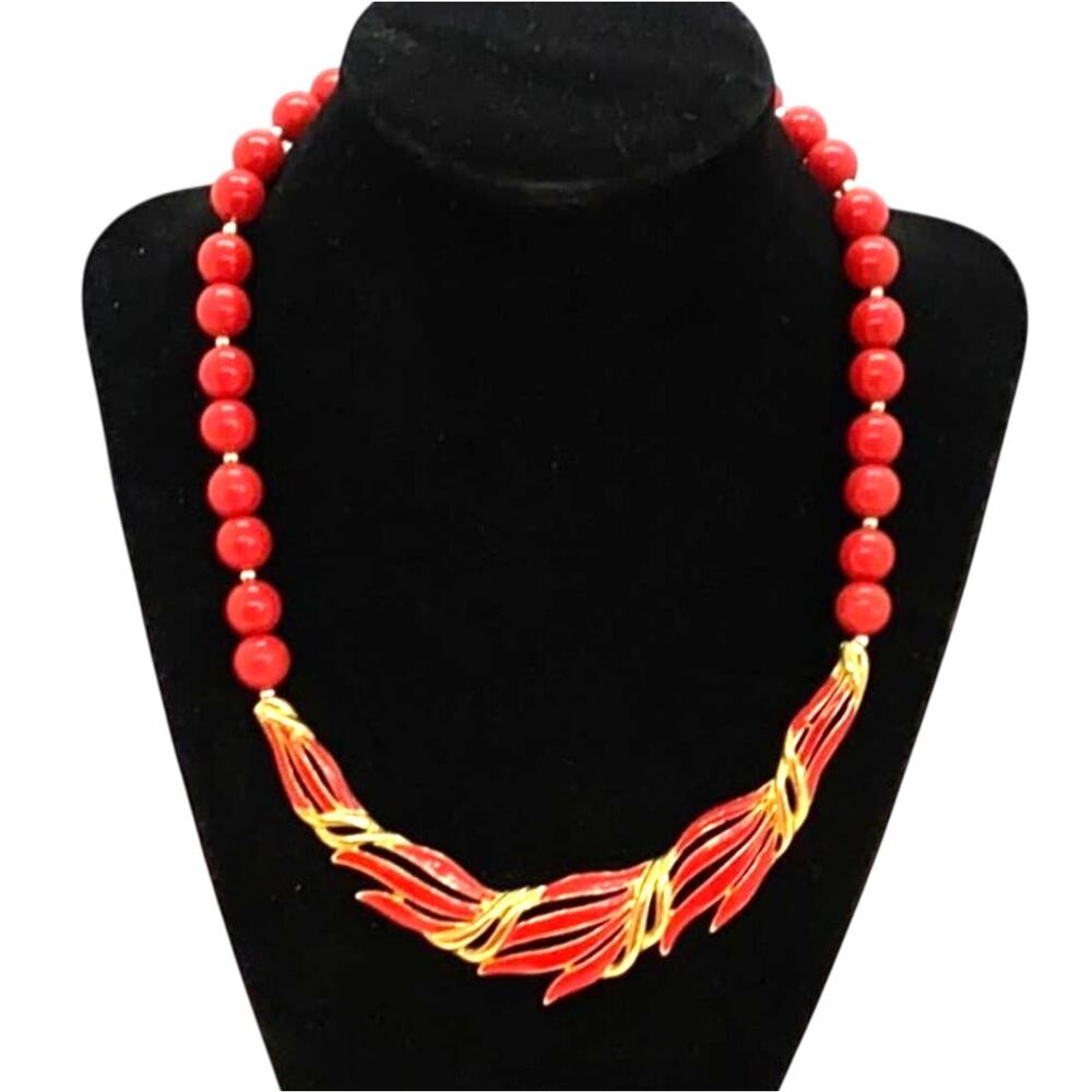 Gold & red enamel omega style pendant necklace vintage 1980's beaded chunky chic